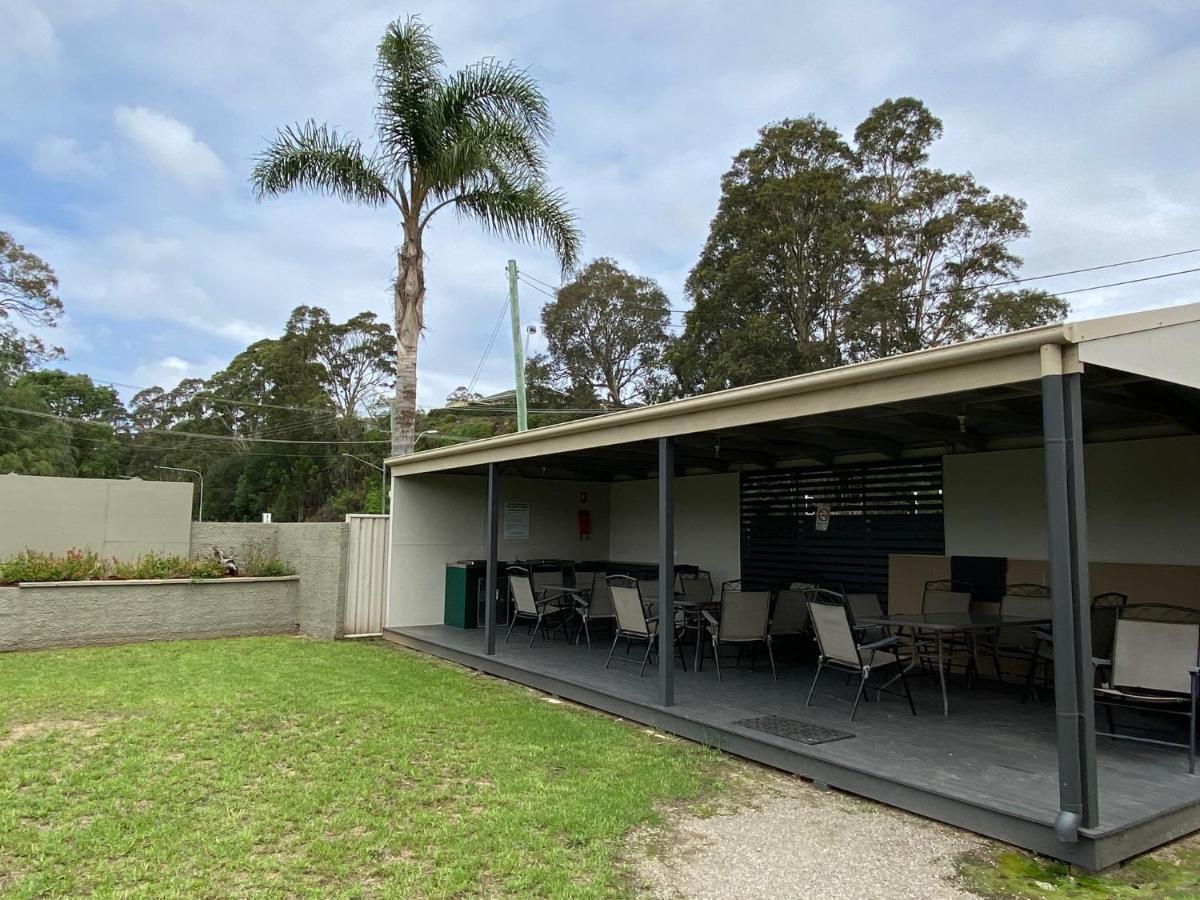 Hanging Rock Family Motel เบทแมนส์เบย์ ภายนอก รูปภาพ